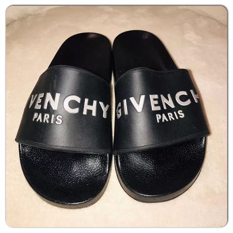 givenchy flip flops replica|false givenchy inscription.